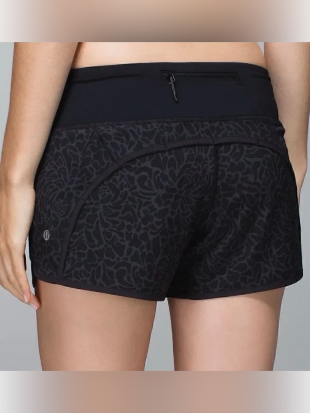 Lululemon Run Times Short 4-Way Stretch Petal Camo Black Size 4